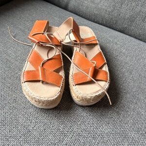 Tan Leather Espadrille Platform Sandals size 38
Hand made in Spain